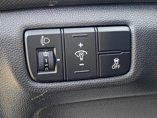Hyundai Creta I с пробегом 2018 года, цена 1 709 000 рублей, 146300 км, внедорожник, Автокод Объявления
