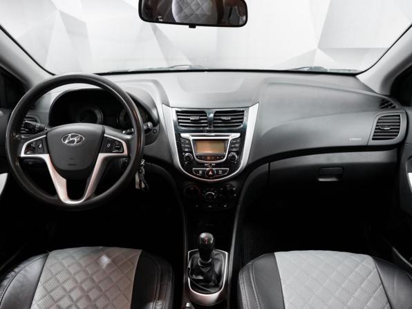 Hyundai Solaris I с пробегом 2013 года, цена 822 000 рублей, 145000 км, седан, Автокод Объявления