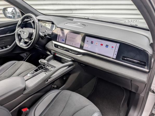 Geely Monjaro I Рестайлинг с пробегом 2024 года, цена 3 395 000 рублей, 49296 км, внедорожник, Автокод Объявления