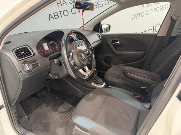 Volkswagen Polo V Рестайлинг с пробегом 2019 года, цена 1 465 000 рублей, 60000 км, седан, Автокод Объявления