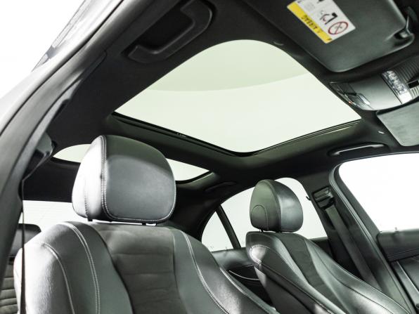 Mercedes-Benz E-Класс V (W213 S213 C238) с пробегом 2017 года, цена 2 650 000 рублей, 124068 км, седан, Автокод Объявления