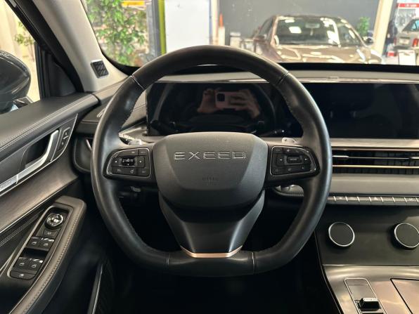 Exeed LX I Рестайлинг с пробегом 2023 года, цена 1 650 000 рублей, 49300 км, внедорожник, Автокод Объявления