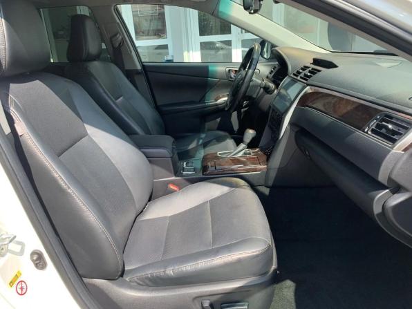 Toyota Camry VII (XV50) Рестайлинг 2 с пробегом 2017 года, цена 2 395 000 рублей, 122474 км, седан, Автокод Объявления