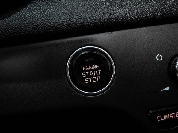 Kia Sportage IV Рестайлинг с пробегом 2021 года, цена 2 559 000 рублей, 153600 км, внедорожник, Автокод Объявления