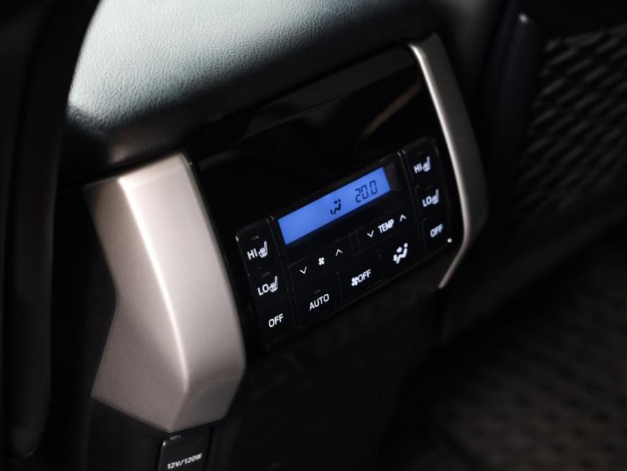 Toyota Land Cruiser Prado 150 Series Рестайлинг 3 Санкт-Петербург  - изображение 24