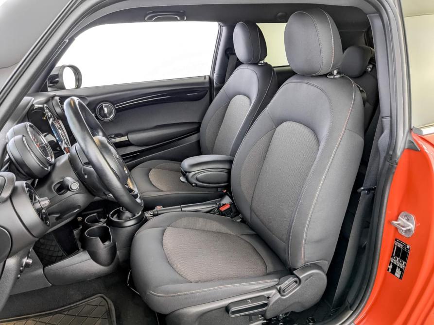 Mini Hatch III (F55/F56) Рестайлинг Москва  - изображение 20