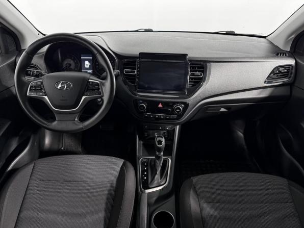 Hyundai Solaris II Рестайлинг с пробегом 2020 года, цена 1 629 000 рублей, 44194 км, седан, Автокод Объявления