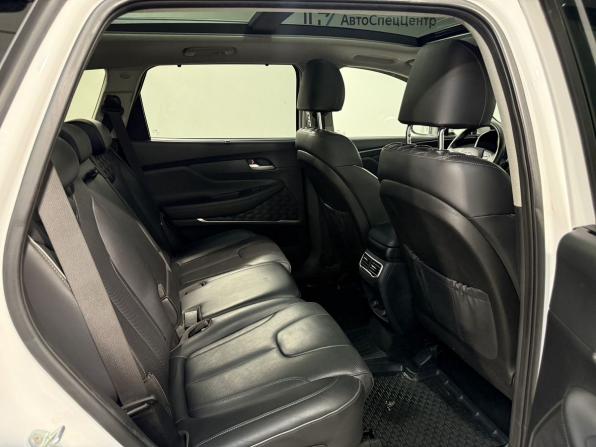 Hyundai Santa Fe IV Рестайлинг с пробегом 2021 года, цена 3 699 800 рублей, 57000 км, внедорожник, Автокод Объявления