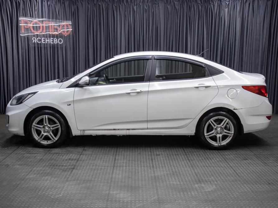 Hyundai Solaris I Москва  - изображение 8