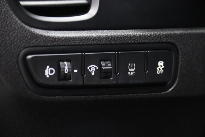 Kia Rio IV с пробегом 2020 года, цена 1 295 950 рублей, 140041 км, седан, Автокод Объявления