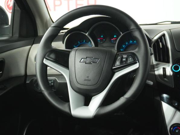Chevrolet Cruze I Рестайлинг с пробегом 2014 года, цена 820 000 рублей, 175000 км, седан, Автокод Объявления