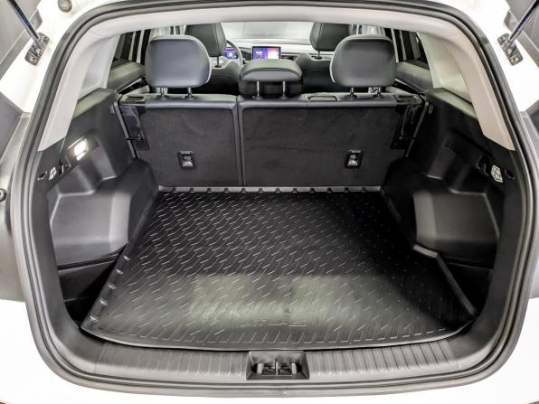 Geely Atlas II с пробегом 2025 года, цена 3 330 000 рублей, 2623 км, внедорожник, Автокод Объявления