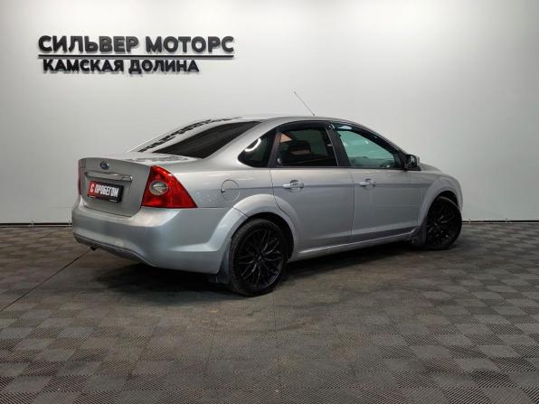Ford Focus II Рестайлинг с пробегом 2008 года, цена 410 000 рублей, 180000 км, седан, Автокод Объявления