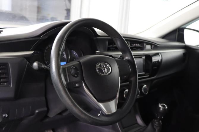 Toyota Corolla XI (E160 E170 E180) с пробегом 2013 года, цена 1 109 990 рублей, 111331 км, седан, Автокод Объявления