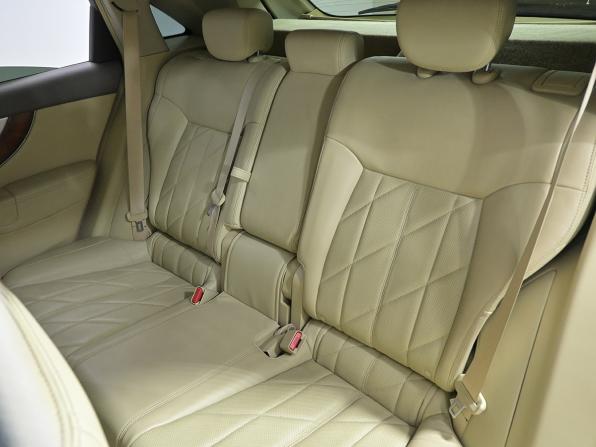 Infiniti QX70 с пробегом 2014 года, цена 2 220 000 рублей, 140900 км, внедорожник, Автокод Объявления
