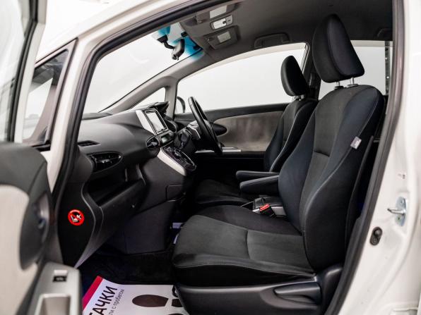 Toyota Wish II с пробегом 2010 года, цена 1 199 000 рублей, 171851 км, минивэн, Автокод Объявления