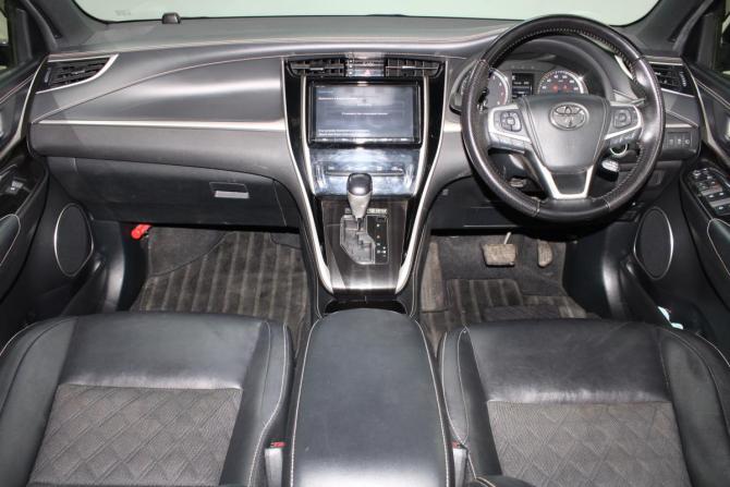 Toyota Harrier III (XU60) с пробегом 2017 года, цена 2 500 000 рублей, 71200 км, внедорожник, Автокод Объявления