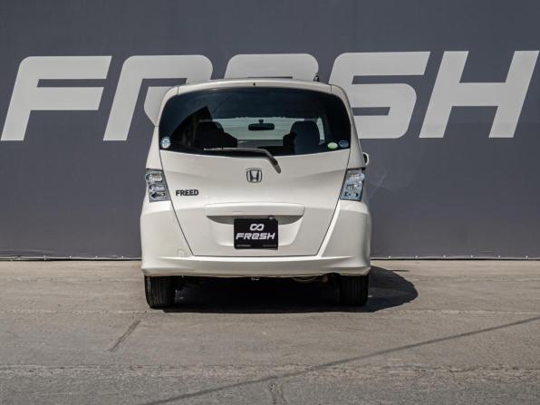 Honda Freed I с пробегом 2010 года, цена 1 080 000 рублей, 157261 км, компактвэн, Автокод Объявления