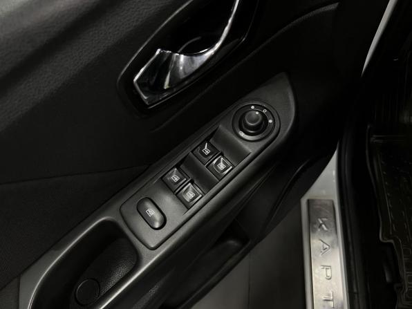 Renault Kaptur I с пробегом 2016 года, цена 1 565 000 рублей, 116898 км, внедорожник, Автокод Объявления