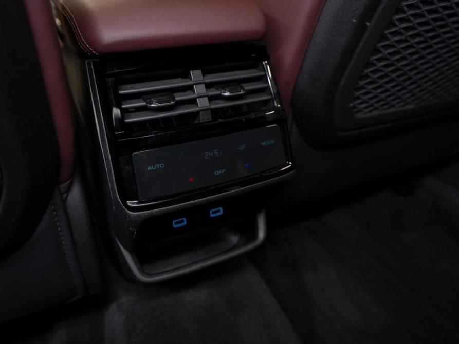 Geely Monjaro I Москва  - изображение 15