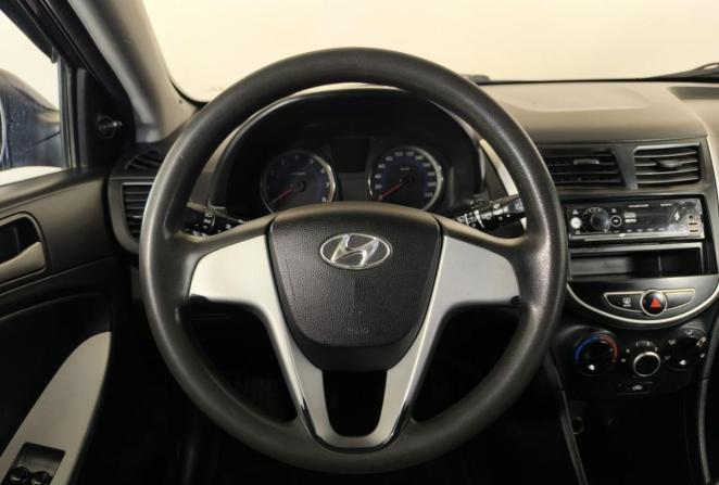 Hyundai Solaris I с пробегом 2014 года, цена 459 000 рублей, 255480 км, хэтчбек, Автокод Объявления
