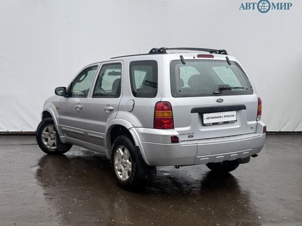 Ford Maverick III с пробегом 2005 года, цена 575 000 рублей, 298257 км, внедорожник, Автокод Объявления