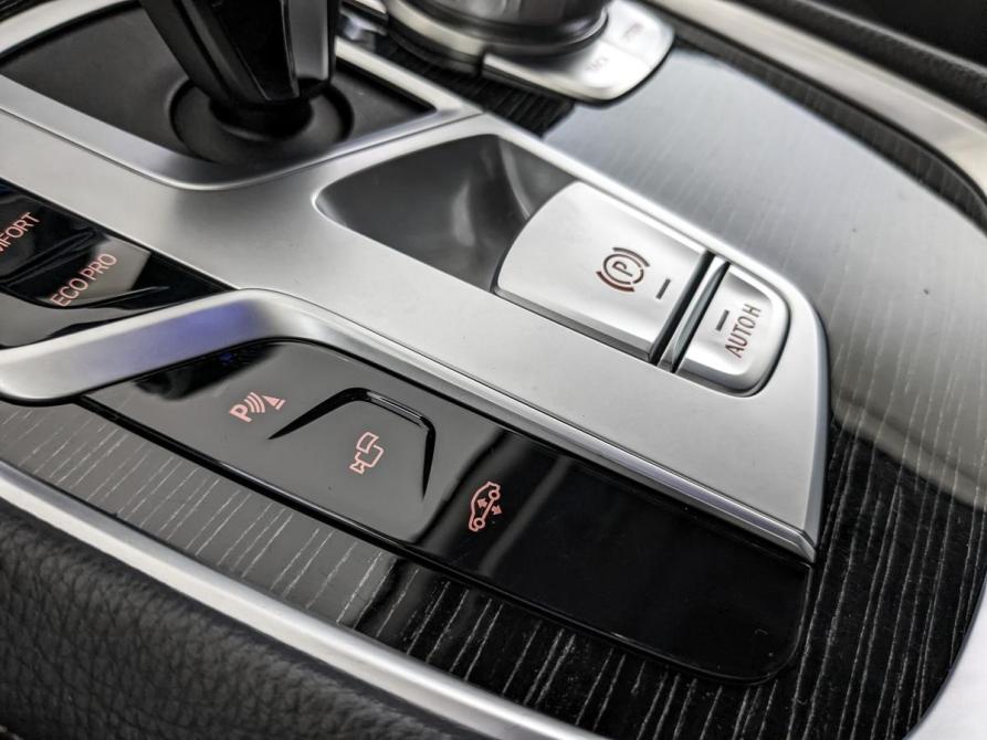BMW 7 серии VI (G11/G12) Рестайлинг Санкт-Петербург  - изображение 29