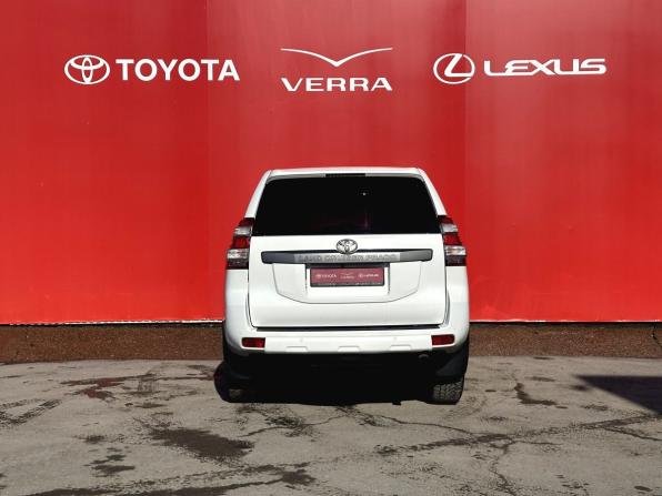 Toyota Land Cruiser Prado 150 Series Рестайлинг 1 с пробегом 2015 года, цена 3 500 000 рублей, 121031 км, внедорожник, Автокод Объявления