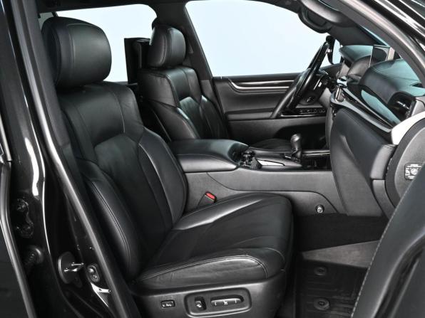 Lexus LX III Рестайлинг 2 с пробегом 2020 года, цена 6 970 000 рублей, 178792 км, внедорожник, Автокод Объявления