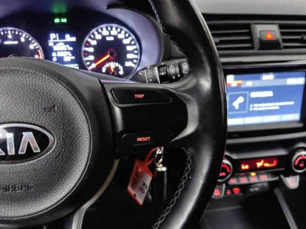 Kia Rio IV с пробегом 2018 года, цена 1 450 000 рублей, 81430 км, хэтчбек, Автокод Объявления
