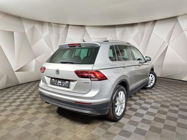 Volkswagen Tiguan II с пробегом 2018 года, цена 2 555 000 рублей, 73646 км, внедорожник, Автокод Объявления