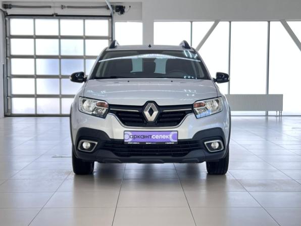 Renault Sandero II Рестайлинг с пробегом 2019 года, цена 1 230 000 рублей, 92000 км, хэтчбек, Автокод Объявления