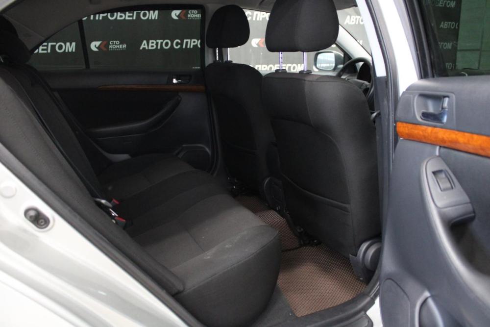 Toyota Avensis II Рестайлинг Томск  - изображение 15