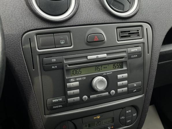 Ford Fusion I Рестайлинг с пробегом 2008 года, цена 299 000 рублей, 242000 км, хэтчбек, Автокод Объявления