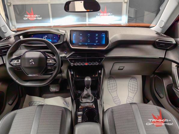 Peugeot 2008 II с пробегом 2021 года, цена 1 600 000 рублей, 108000 км, внедорожник, Автокод Объявления