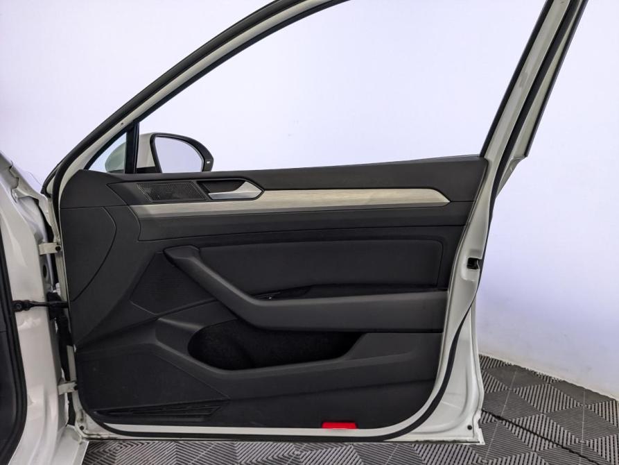 Volkswagen Passat B8 Рестайлинг Москва  - изображение 24