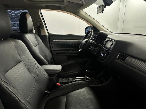Mitsubishi Outlander III с пробегом 2013 года, цена 1 800 000 рублей, 146513 км, внедорожник, Автокод Объявления