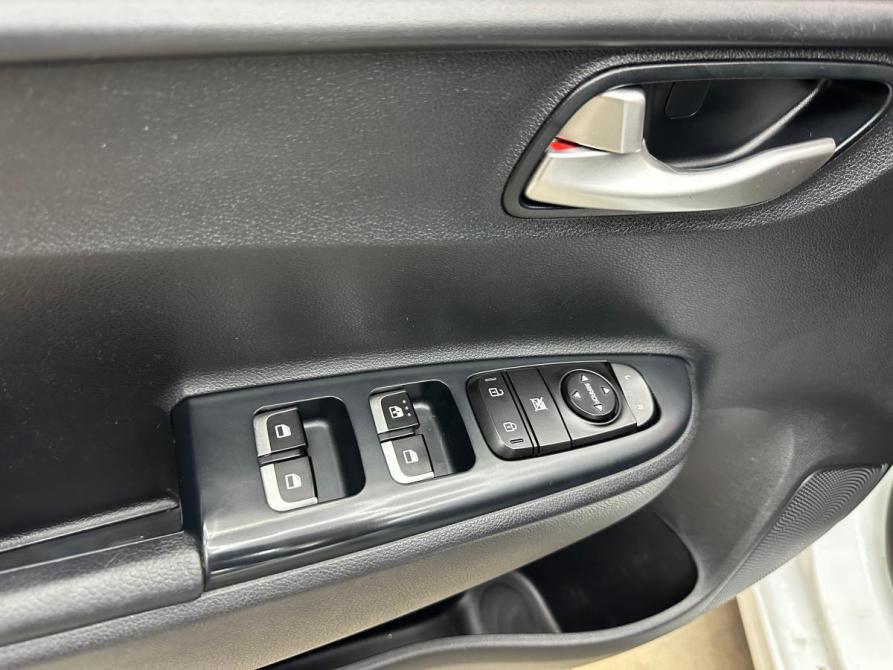 Kia Rio IV Альметьевск  - изображение 10