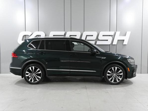 Volkswagen Tiguan II с пробегом 2018 года, цена 2 619 000 рублей, 109186 км, внедорожник, Автокод Объявления