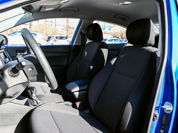 Hyundai Solaris II с пробегом 2017 года, цена 1 299 000 рублей, 28468 км, седан, Автокод Объявления
