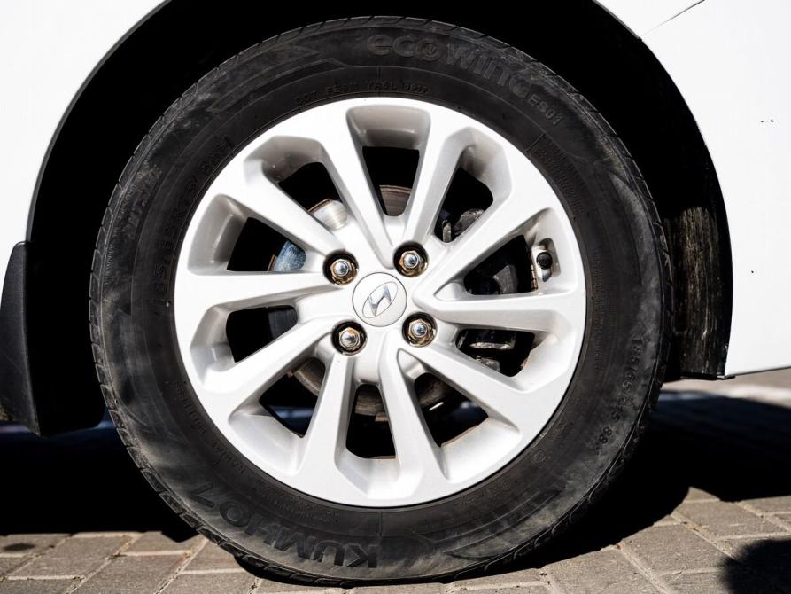 Hyundai Solaris II Ростов-на-Дону  - изображение 7