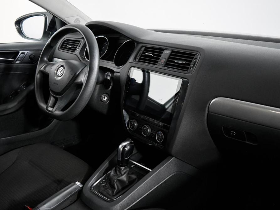 Volkswagen Jetta VI Рестайлинг Москва  - изображение 10
