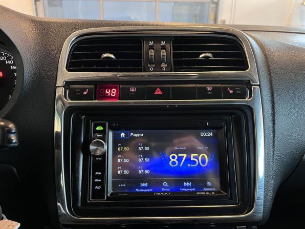 Volkswagen Polo V с пробегом 2011 года, цена 546 000 рублей, 239910 км, седан, Автокод Объявления
