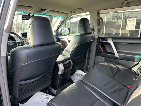 Toyota Land Cruiser Prado 150 Series с пробегом 2012 года, цена 2 950 000 рублей, 249200 км, внедорожник, Автокод Объявления