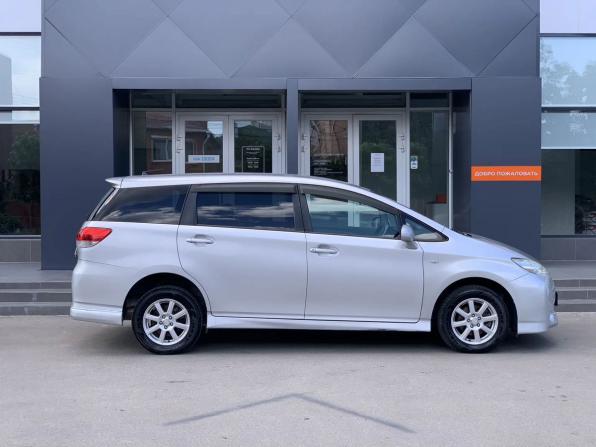 Toyota Wish II с пробегом 2011 года, цена 935 000 рублей, 199000 км, минивэн, Автокод Объявления