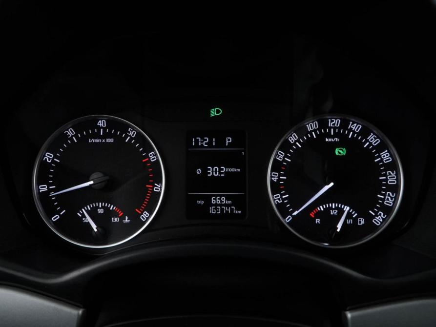 Skoda Octavia II (A5) Рестайлинг Москва  - изображение 19