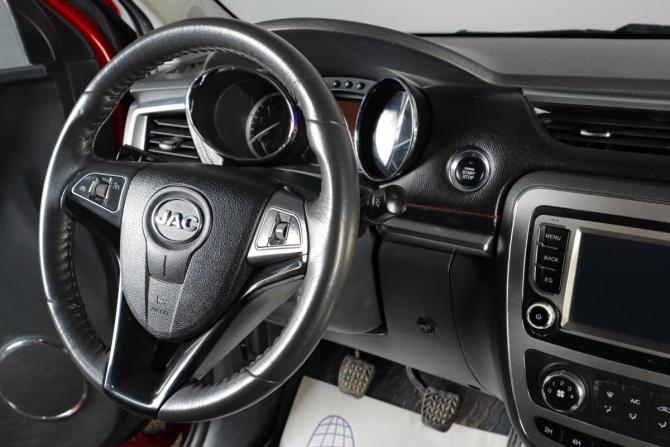 JAC T6 с пробегом 2022 года, цена 1 349 000 рублей, 130000 км, offers.body_type.unknown, Автокод Объявления
