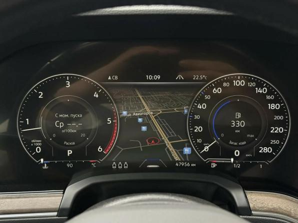 Volkswagen Touareg III с пробегом 2021 года, цена 6 344 000 рублей, 47955 км, внедорожник, Автокод Объявления
