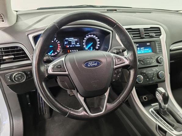 Ford Mondeo V с пробегом 2017 года, цена 1 699 000 рублей, 114862 км, седан, Автокод Объявления