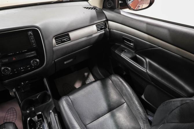 Mitsubishi Outlander III с пробегом 2012 года, цена 1 649 000 рублей, 221000 км, внедорожник, Автокод Объявления